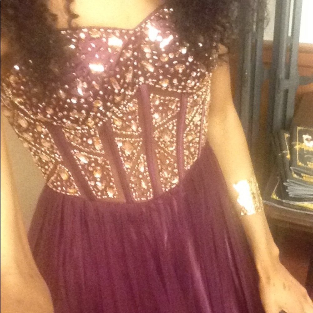 A strapless prom dress.